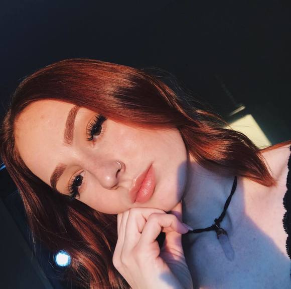 Meet your Posher, Sarah - Picture 1 of 1